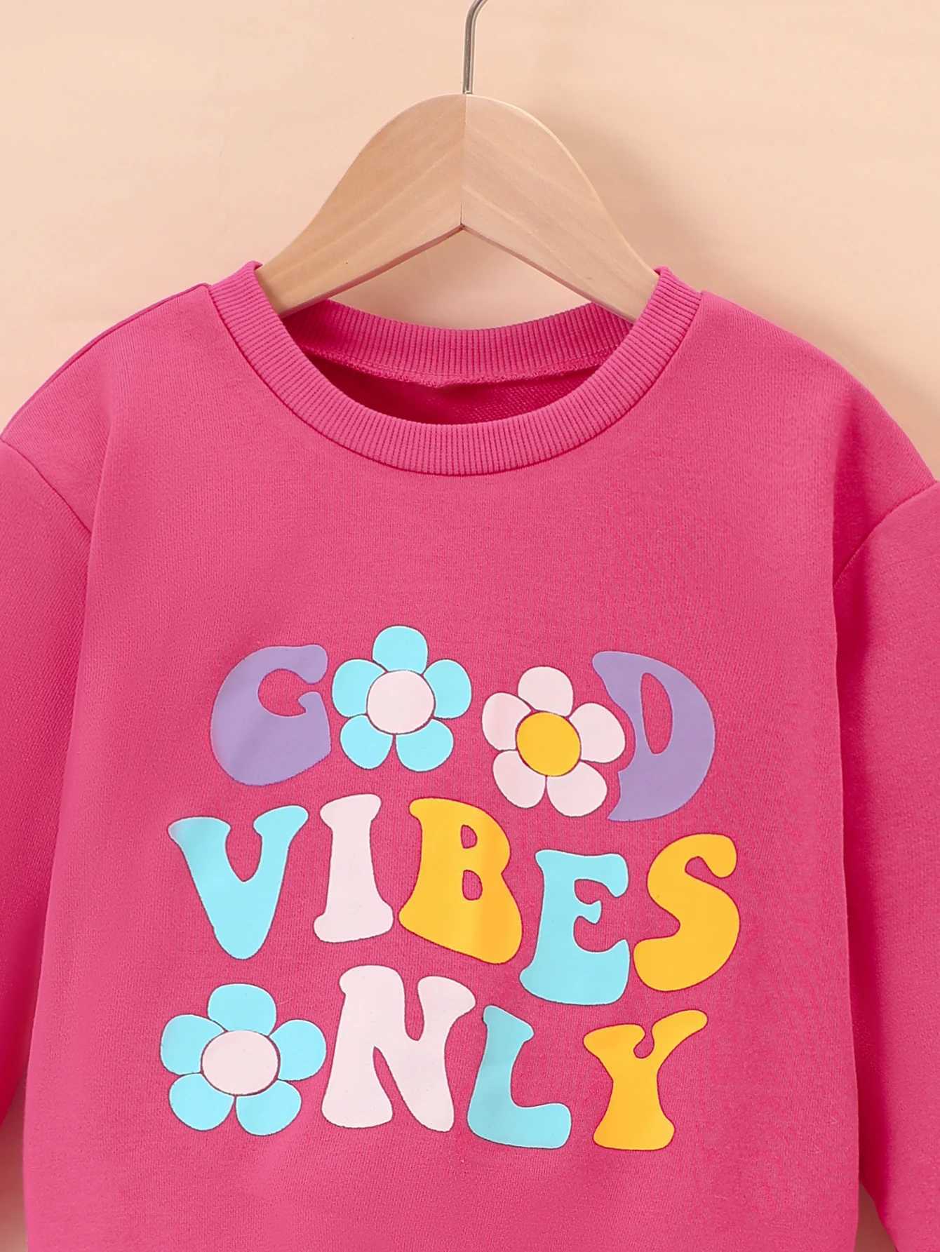 Autumn And Winter Colored Letter Printed Pullover Hoodie For Small And Medium-Sized GirlsY240814