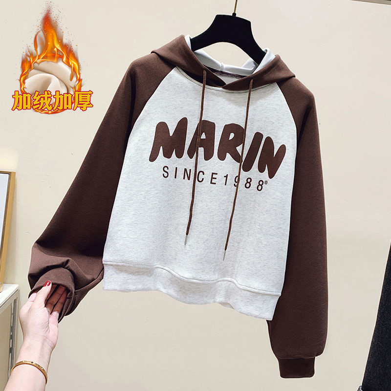 Velvet thickened fish scale composite # Long sleeved hoodie short design for autumn and winter, letter splicing hooded trend