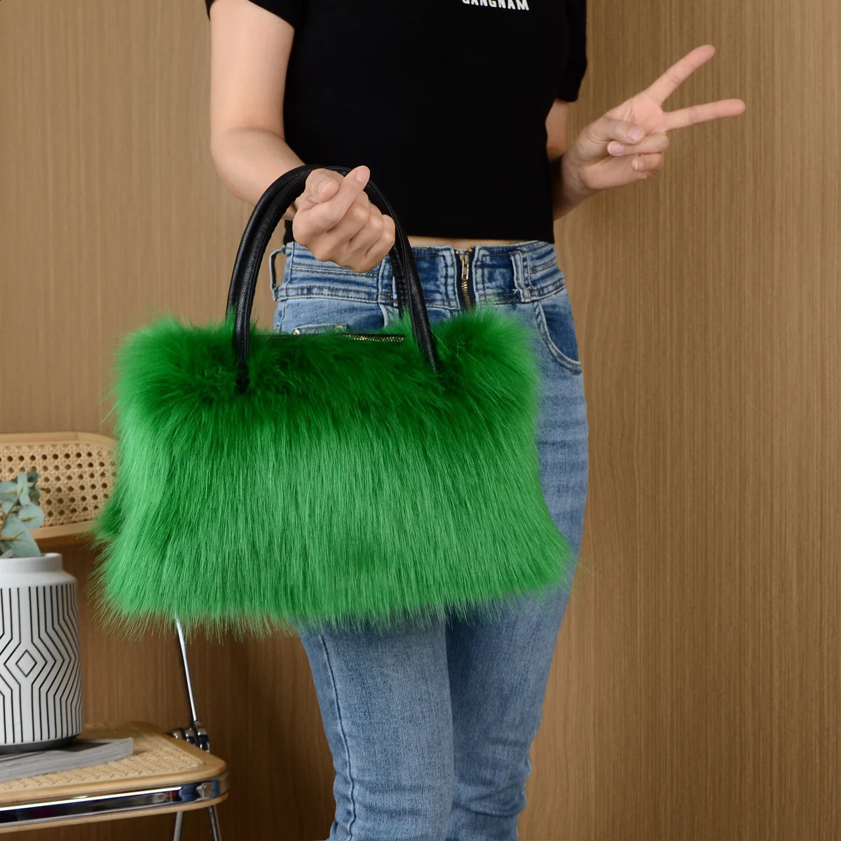 High Quality Fashion Womens Bag Fluffy Plush Spliced Pu Leather Handbag Large Capacity Cute Soft Evening Tote Bags 240813