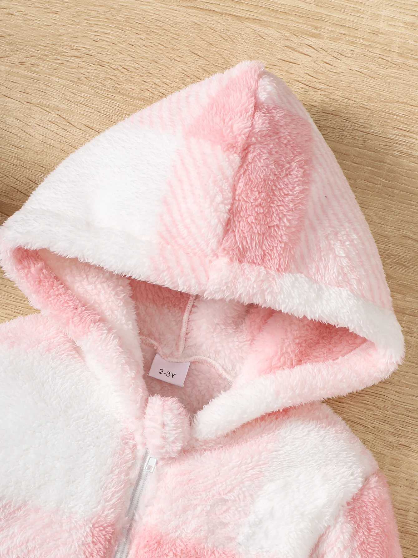 Little Girl Long Sleeved Hooded Sweater Cute Pink Plaid Jacket Plush Thickened Winter Clothes for 2-8 Years ChildrenY240814