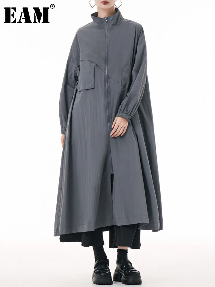 EAM Women Army Green Big Size Long Trench Stand Collar Long Sleeve Windbreaker Fashion Spring Autumn 2024 1DH0511 240813
