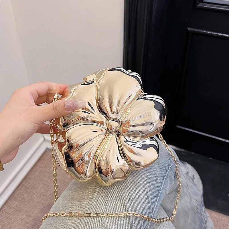 Fashion Flower Shining Banquet Bag Spicy Bag Chain Bag with Evening Dress Versatile One Shoulder Diagonal Straddle 240813
