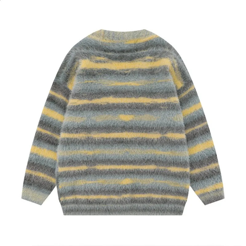 Autumn and Winter Striped Plush Thickened Mens Cardigan Vneck Fashionable Casual Loose Sweater Couple Streetwear Knit 240813 - view 3