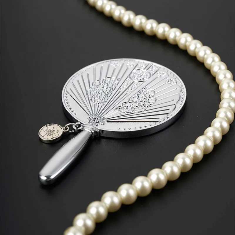 Retro hand mirror embossed handheld makeup mirror metal mirror compact wallet mini makeup mirror with gift box W240813