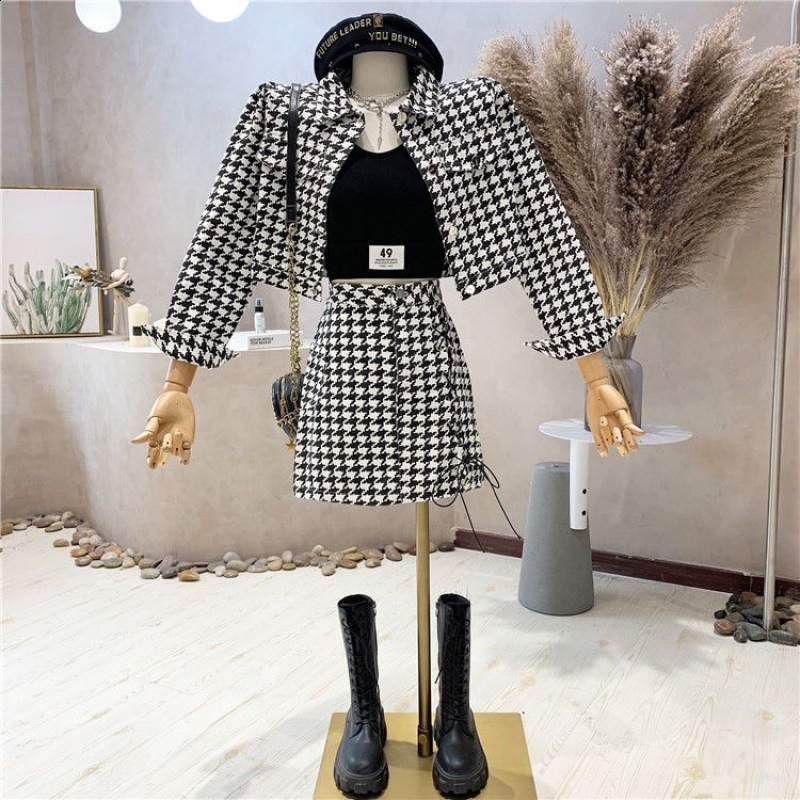Women Fashion Frayed Hem Tweed Cropped Jacket Coat Vintage Long Sleeve Snapbutton Female Outerwear Chic Tops 230309