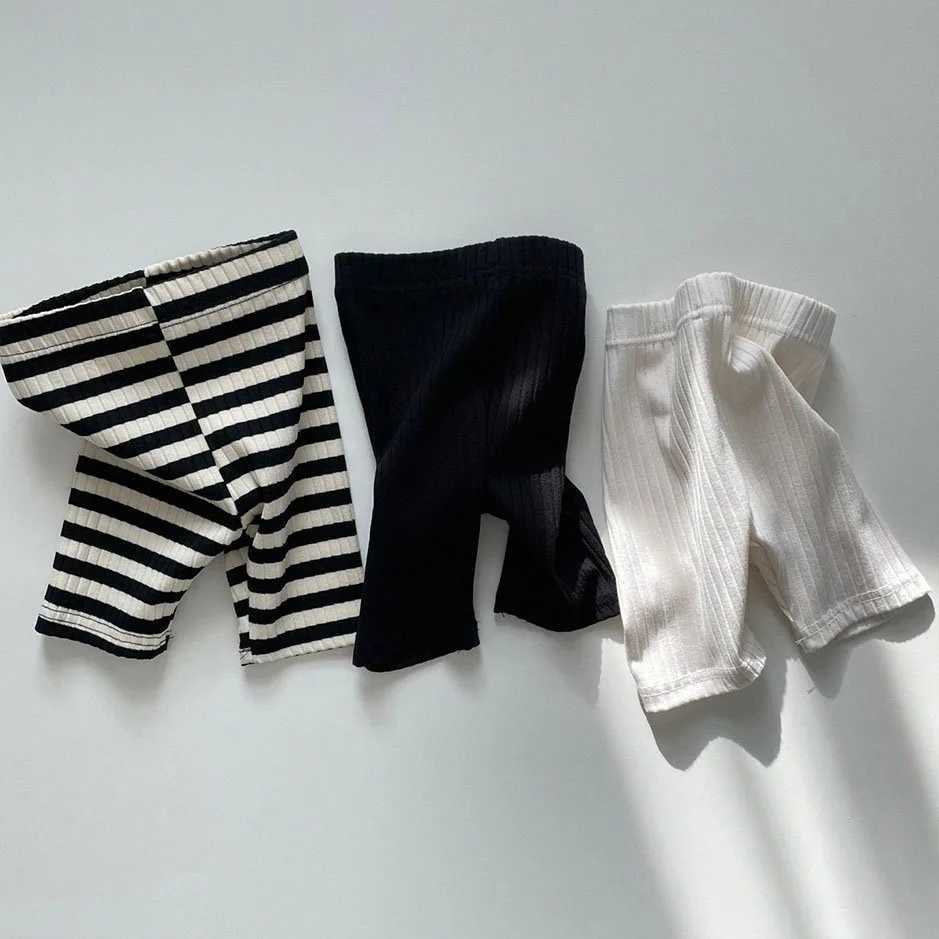 Girls mid length pants 2024 new pure cotton striped shorts bicycle pants childrens high elasticity pants Korean casual legs baby W240813