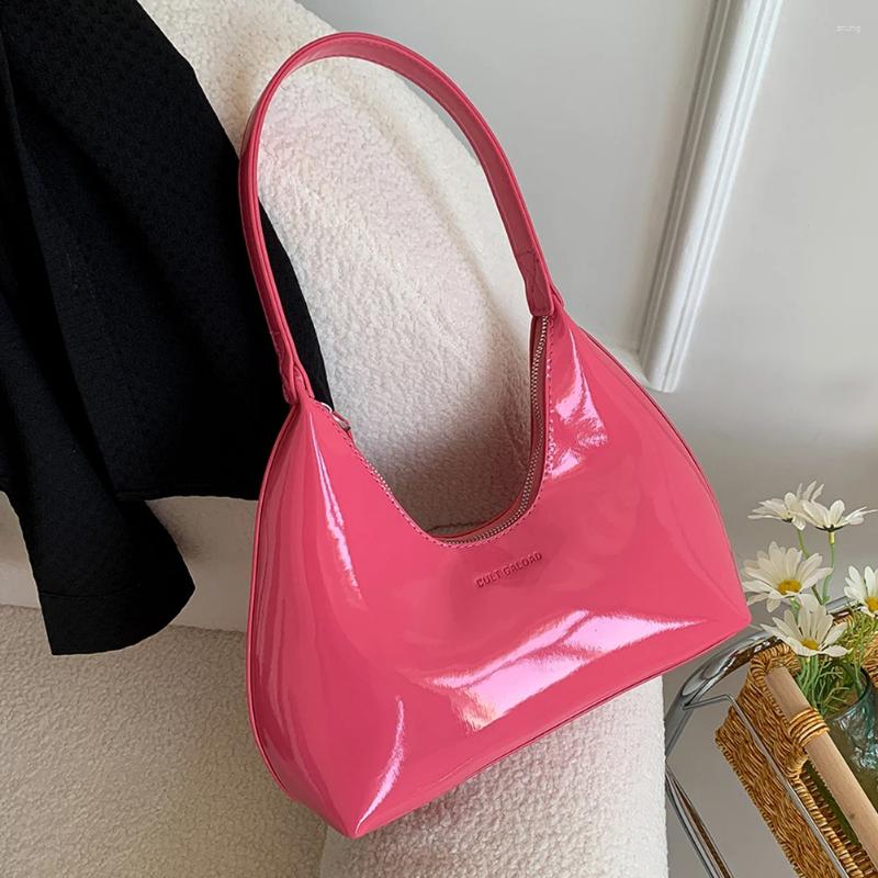 Shoulder Bags Women Patent Leather Crescent Versatile Fashion Casual Underarm Zipper Armpit Dating Purse