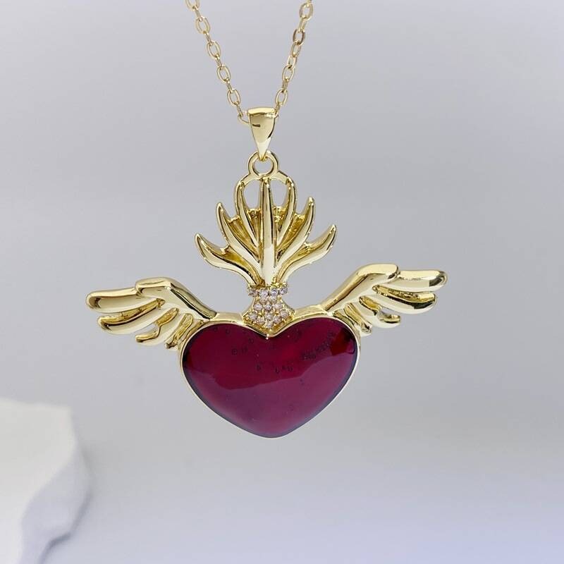 Jewellery High 3 Quality Gold Plated Copper Angel Heart Wings Pendant Necklace for Special Occasions Gift Textured Elegant Accessory