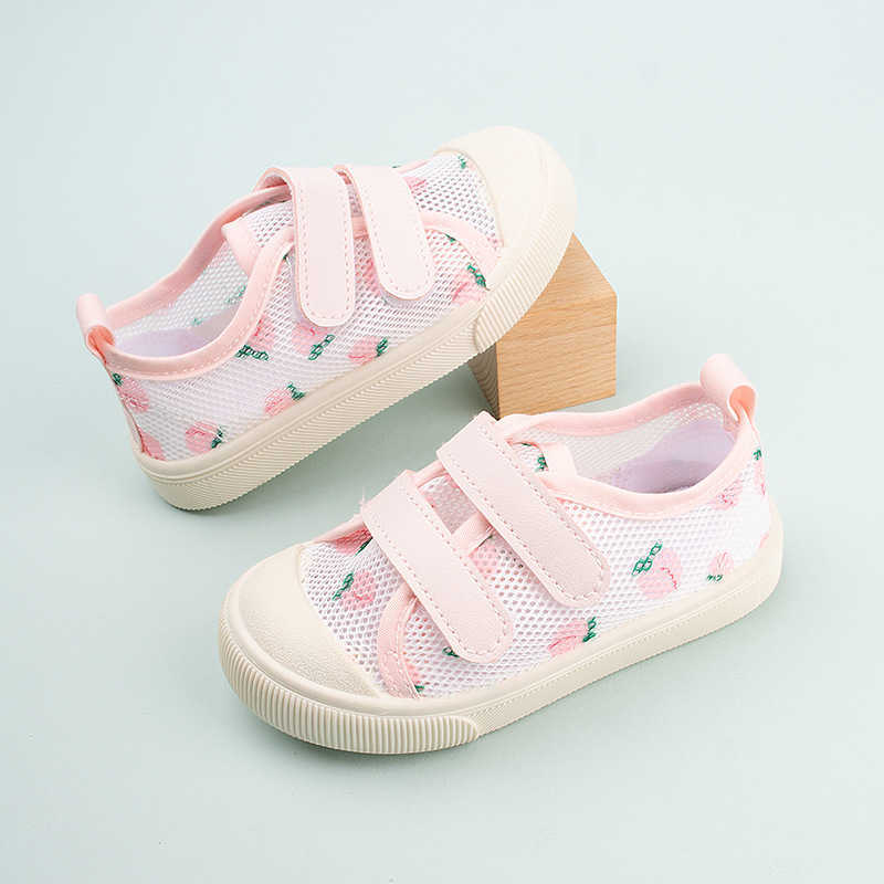 Sneakers 2024 Summer New Boys and Girls Baotou Breathable Mesh Shoes Casual Soft Bottom Hollow Mesh Velcro Childrens Shoes H240805