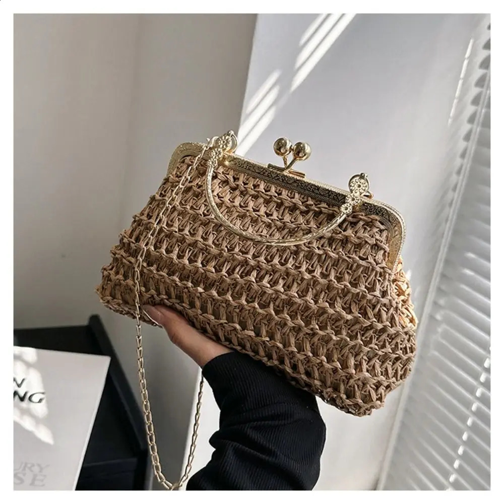 Handmade Crossbody Bag Women Fashion Mini Rattan Handbag Summer Straw Shoulder Bag Elegant Gentle Evening Party Clutch Bag 240813
