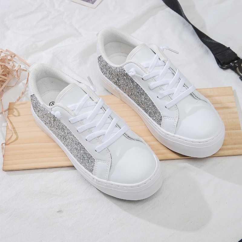 Sneakers 2024 Fashion Girls Sports Shoes New Versatile Leather Top Soft Bottom Childrens Casual Shoes Boys and Students Low Top Board Shoes H240805