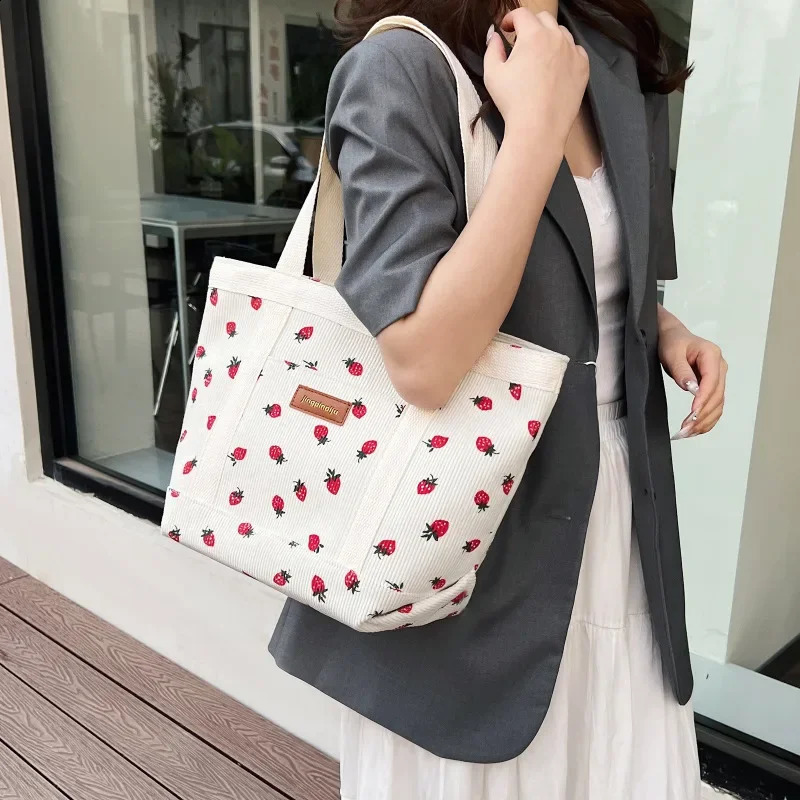 Classic Fresh Corduroy Shoulder Bag Cute Strawberry Printing Student Handbag Literature Large Exquisite 240813