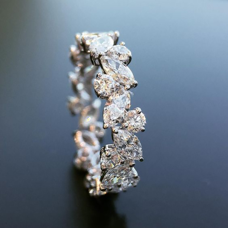 Marquise Cut Wedding Ring: Sterg Sier Sparkg Eternity Leaf Ring for Ladies dh3628137