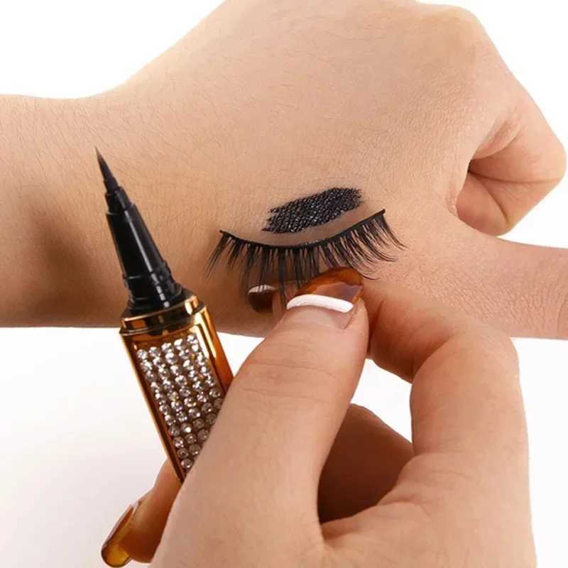 2 In 1 Self Adhesive Eyelashes Eyeliner Pencil Long Lasting No Glue Non Magnetic Quick Drying Eyelashes Sticking Eye Liner Pen Y240813