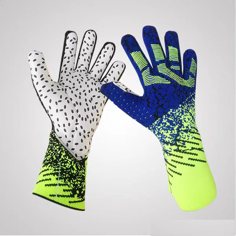 Football Soccer Goalkeeper Gloves Thickened Professional Protection Adults Teenager Goalkeeper Soccer Goalie Gloves 240812