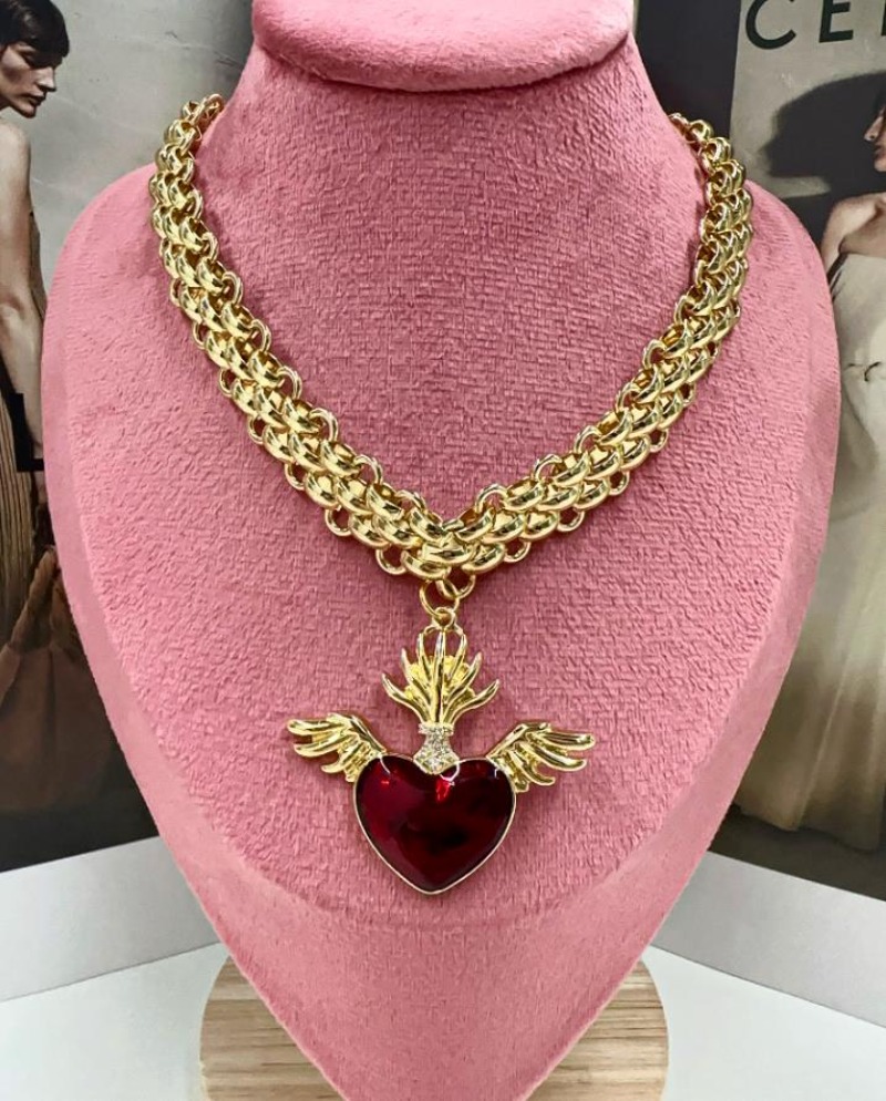 Jewellery High 3 Quality Gold Plated Copper Angel Heart Wings Pendant Necklace for Special Occasions Gift Textured Elegant Accessory