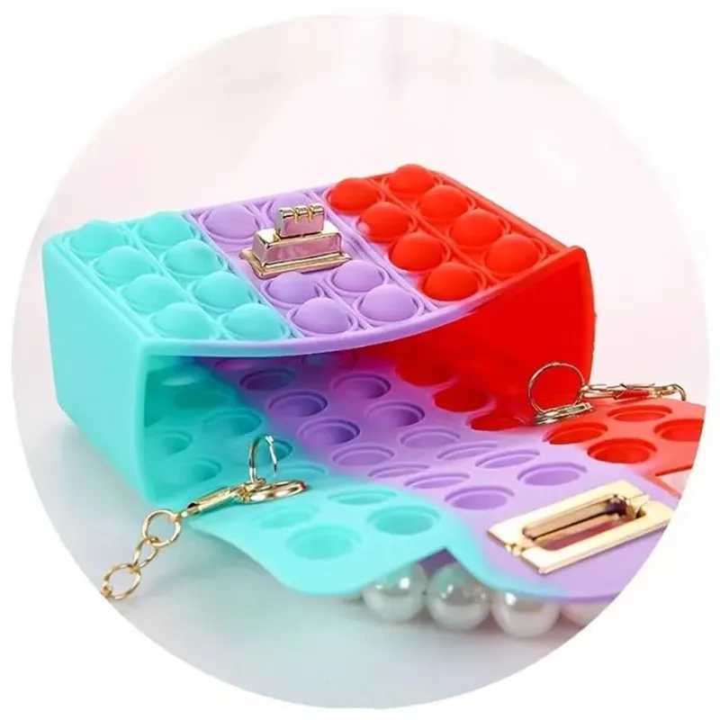 Silicone Love Bubble Jelly Bag Popper Pressure Relieving Purse Pop It Handbag With Faux Pearl Handle Cute Chain Crossbody Bag CL240814