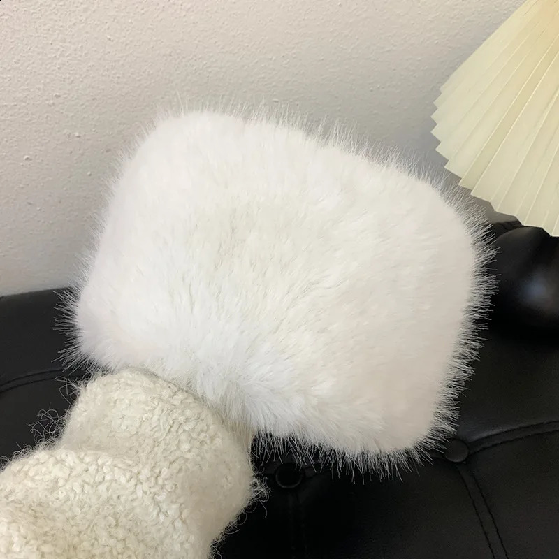 Womens winter hat highquality faux mink fur thick warm pull Beanie Fashion Y2K same style plush flat 240812