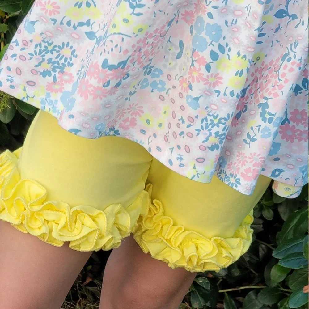 Ruffkids Cute Pink Baby Short Leg Summer Clothing 100% Cotton Candy Color Elastic Beach Ice Ruffle Girls Shorts W240813