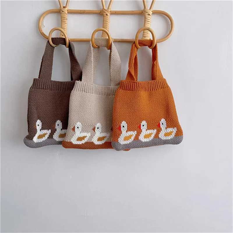 2024 Girl Childrens Handbag Cute Duck Knitted Small Bag Spring Childrens Bag Portable Handbag Coin Snack Storage Bag W240813