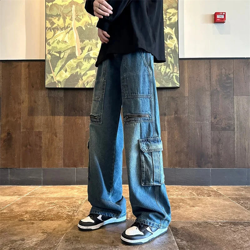 American streetwear mens multi pocket cargo jeans Y2K retro wide leg denim pants hip-hop fashion bag Jean Hombre Trousers240813