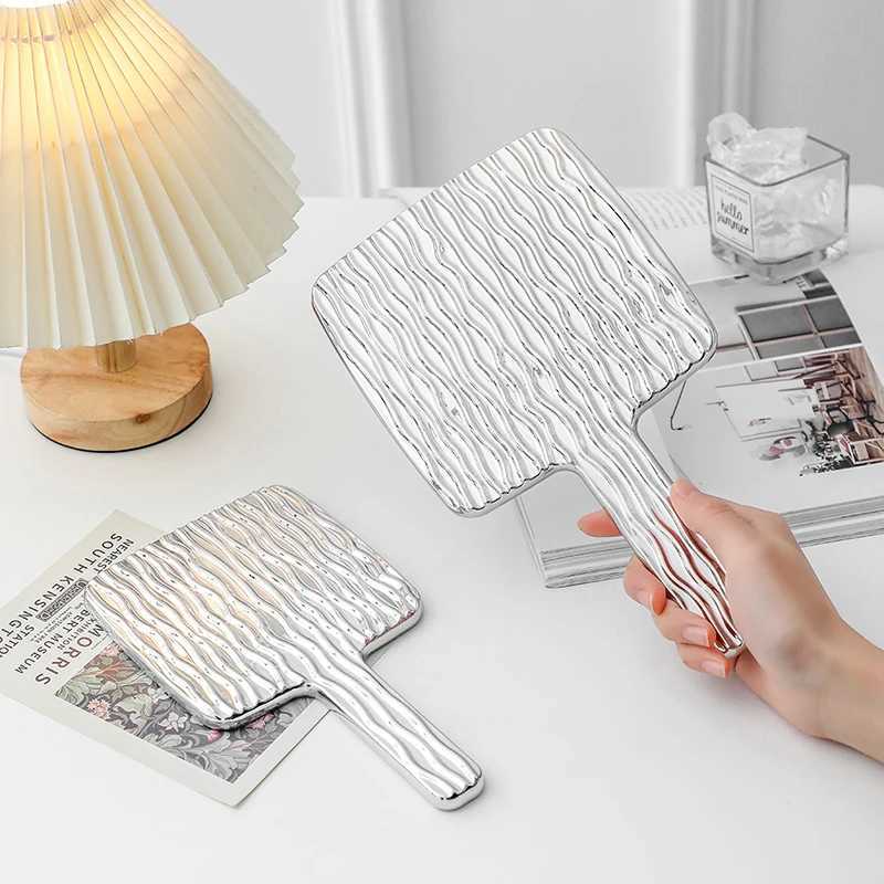 New portable mini Ins liquid shaped square mirror handheld desktop beauty mirror makeup mirror travel metal beauty mirror W240813