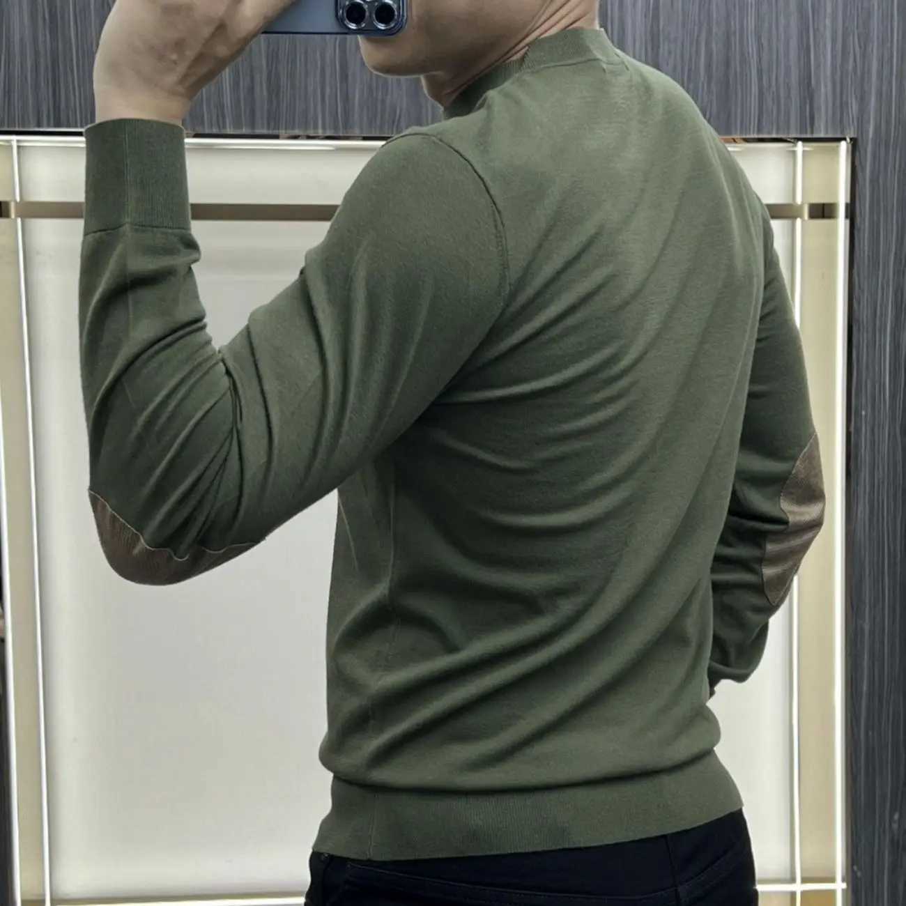 Autumn and Winter Mens New Fashion Casual Solid Color Korean Fit Round Neck Long Sleeve Comfortable Fit Versatile T-shirtM240814