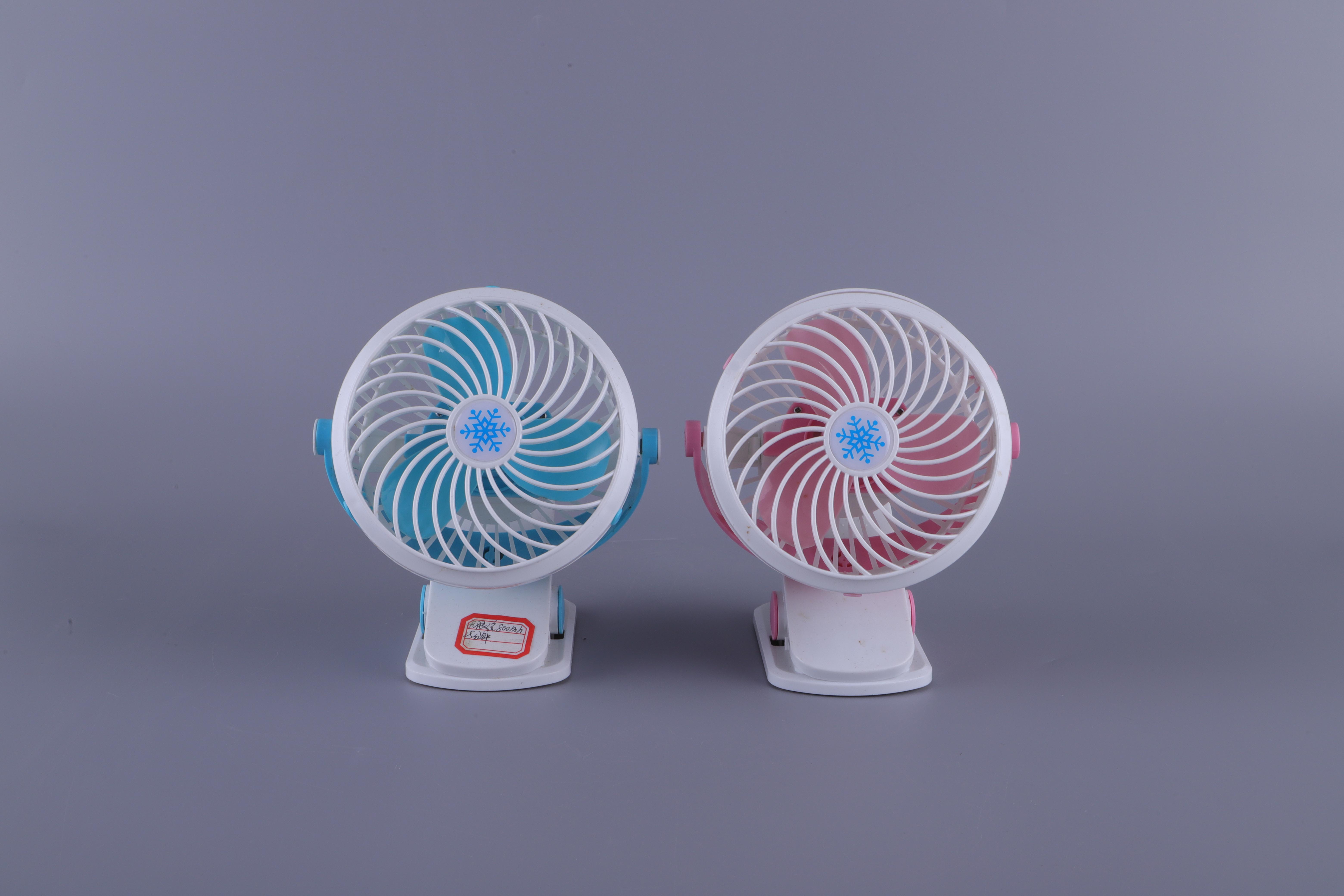 Desktop small fan with detachable battery three levels desktop air conditioning fan office silent fan