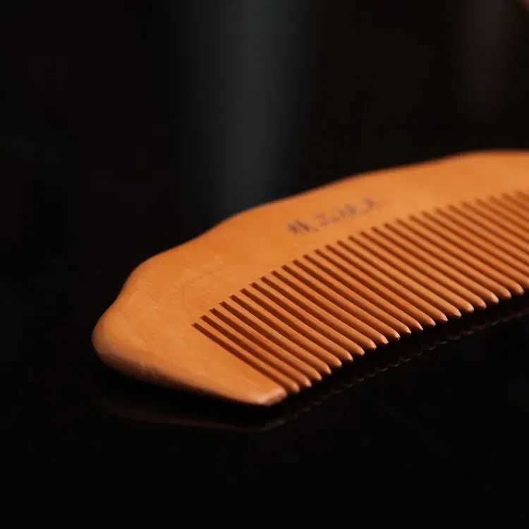 Natural peach wood comb anti-static brush classic massage hair comb for women hair loss reducing styling tool W240813