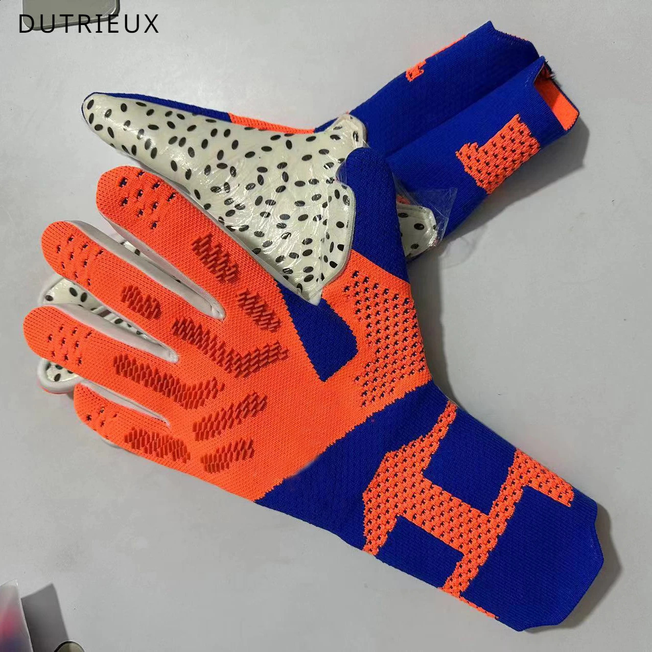 latex Gloves for Adult and Children Professional Game Goalkeeper Soccer Gloves Multiple Style Options Beautiful 240812