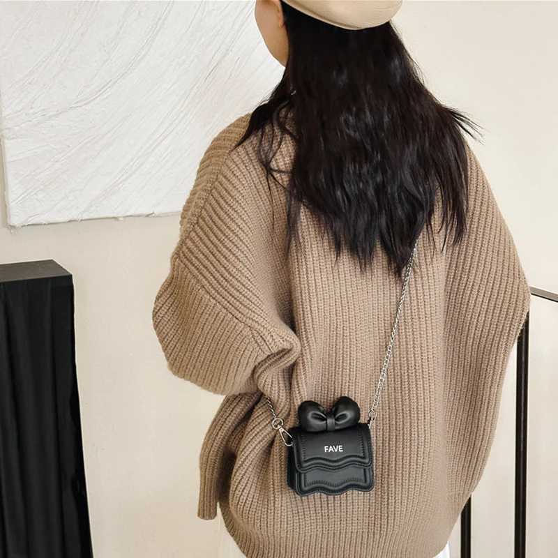 Korean Childrens Single Shoulder Bag Girls Solid Bow Decoration Preschool Princess Handbag PU Mini Cute Baby Messenger Bag W240813
