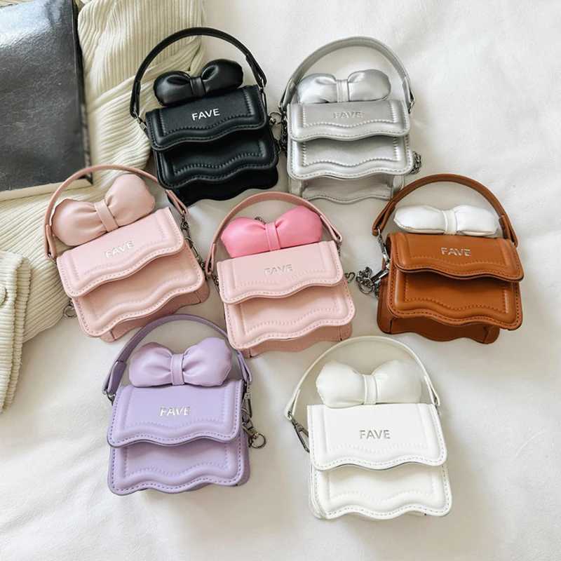 Korean Childrens Single Shoulder Bag Girls Solid Bow Decoration Preschool Princess Handbag PU Mini Cute Baby Messenger Bag W240813