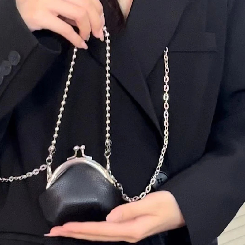 Womens Texture Chain Small Bags Fashion Mini Bags Chain Single Shoulder Crossbody Zero Wallet Small Headphone Evening Bags 240813