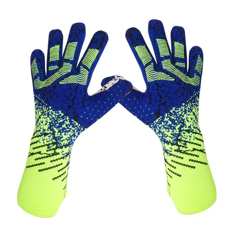 Football Soccer Goalkeeper Gloves Thickened Professional Protection Adults Teenager Goalkeeper Soccer Goalie Gloves 240812
