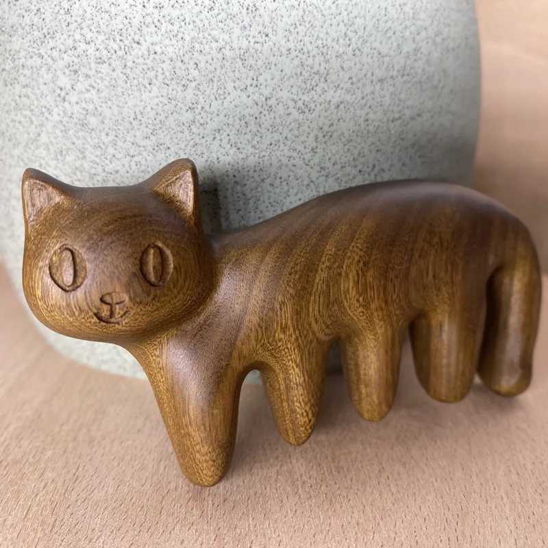 Wooden massager comb Cute cat hair massager Scalp massager Facial massager Creative comb Guasha massage tool Wide tooth comb W240813