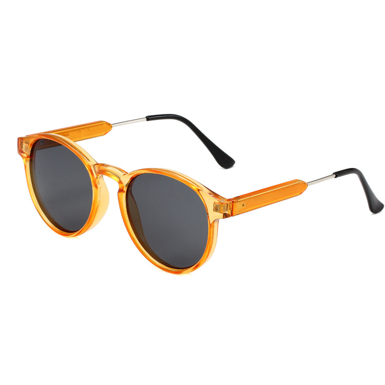 Classic Designer Sunglasses for Women & Men | Fashionable Outdoor Eyewear with Black Frame Y260207