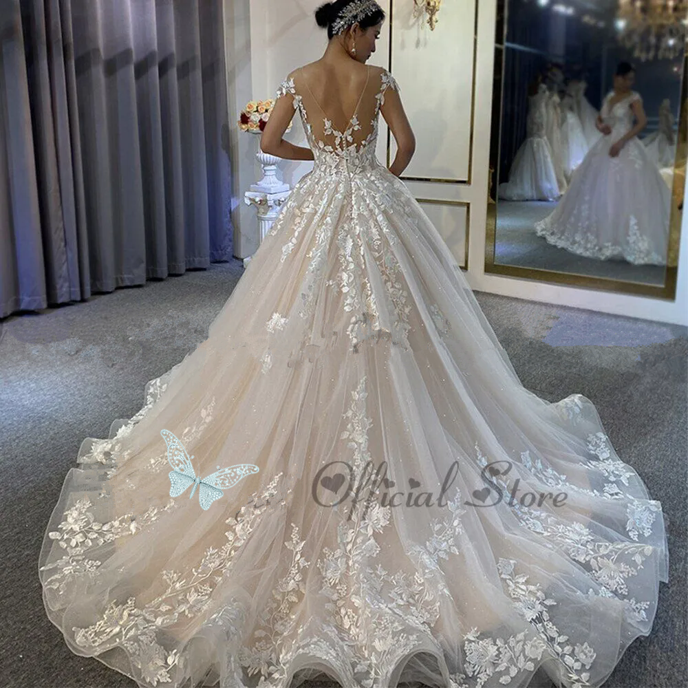 Glamorous Tulle Wedding Gown For Bride Ball Gown Lace Appliques Scoop Neck Robe De Mariee Made To Order