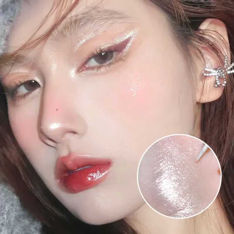 Fruit Diamond Glitter Eyeliner Pencil Eye Makeup Highlighter Waterproof Pearl Rose Brighten Silkworm Shadow Liquid Eyeliner Pen Y240813