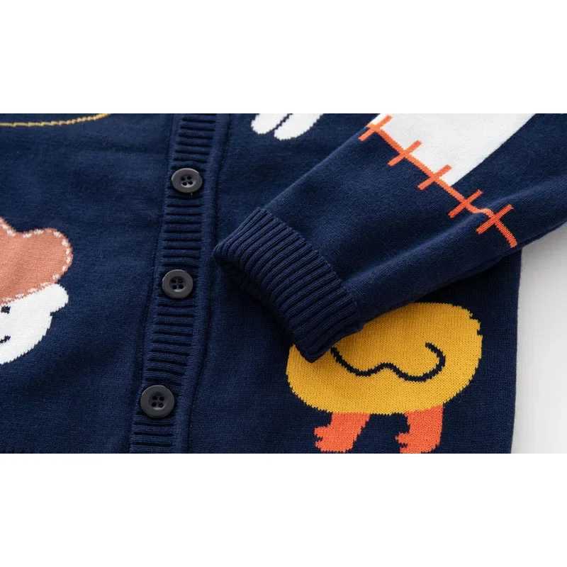 2-8T baby boys and girls winter clothing cute baby sweaters cardigans woolen sweaters knitted animal prints baby knitted jackets W240813