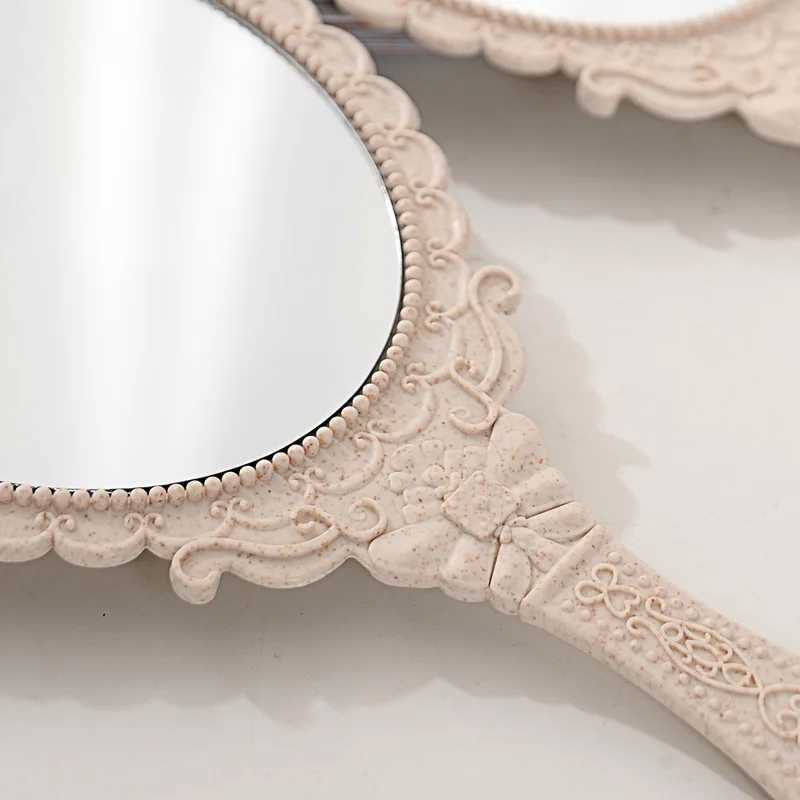 1 portable retro makeup mirror handheld oval round mirror noble restoration of ancient courtyard mirror beauty tool W240813