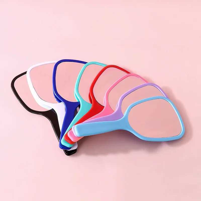 Korean version cartoon makeup mini portable handheld mirror single handheld mirror girl cute little mirror makeup tool W240813