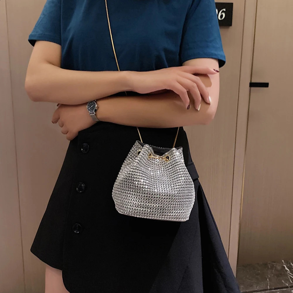Elegant Women Rhinestones Evening Clutch Handbags Fashion Shiny Dinner Party Wedding Purses Shoulder Underarm Bag for Women 240813