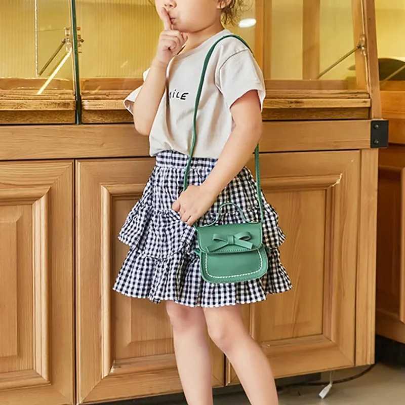 Mini childrens bag cute bow solid color oblique cross bag suitable for little girls princess bag childrens handbag shoulder bag 2-10 years old W240813