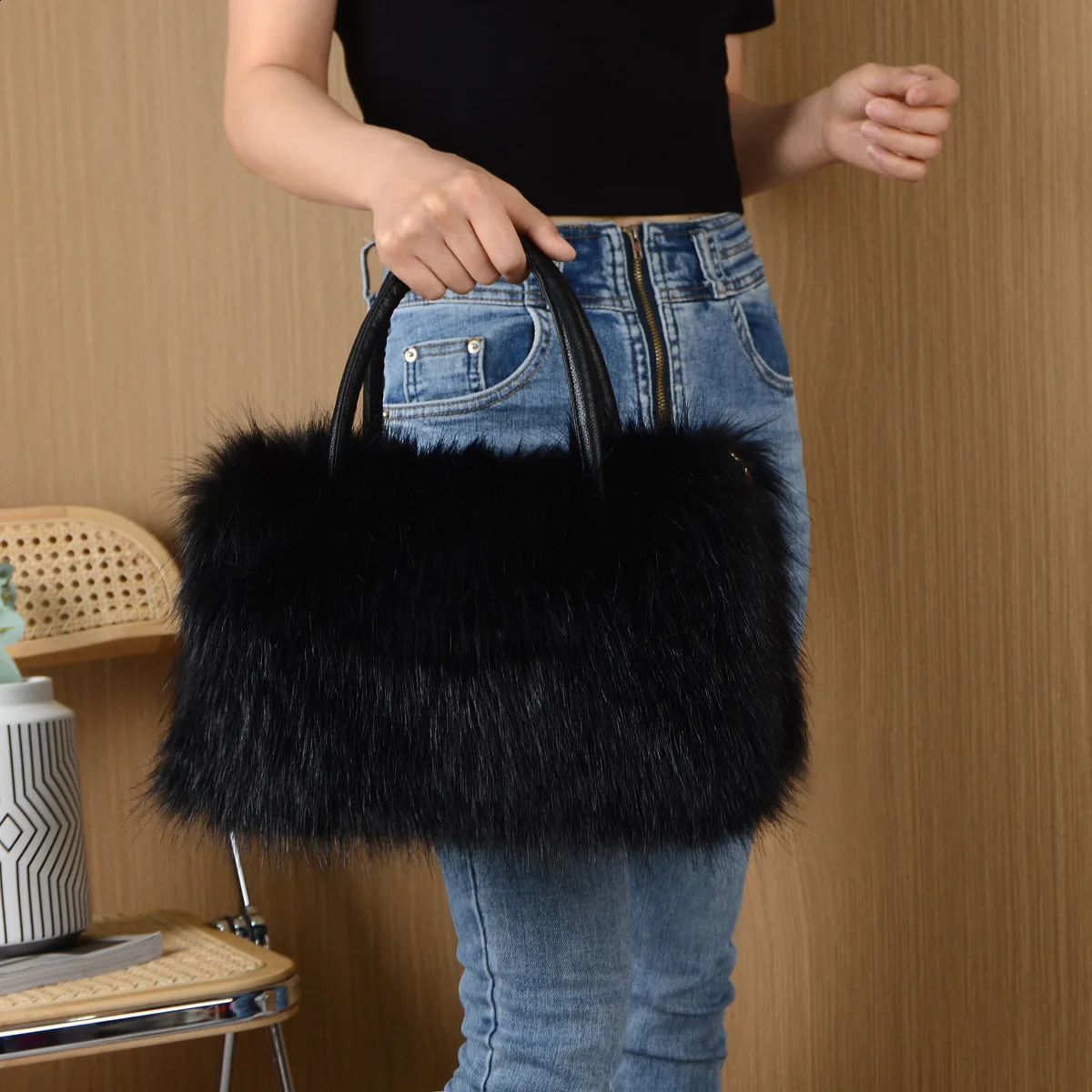 High Quality Fashion Womens Bag Fluffy Plush Spliced Pu Leather Handbag Large Capacity Cute Soft Evening Tote Bags 240813