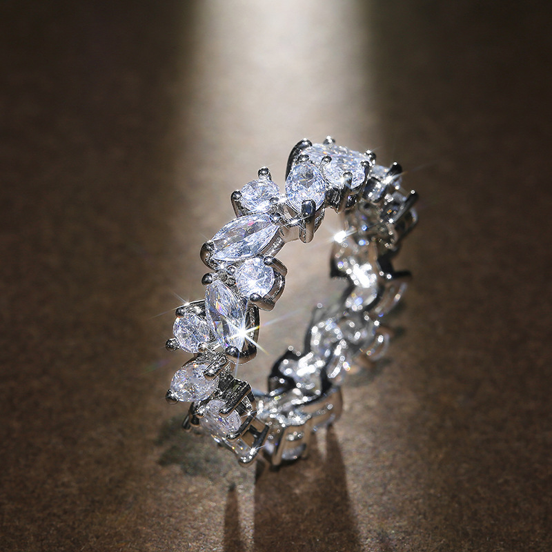 Marquise Cut Wedding Ring: Sterg Sier Sparkg Eternity Leaf Ring for Ladies dh3628137