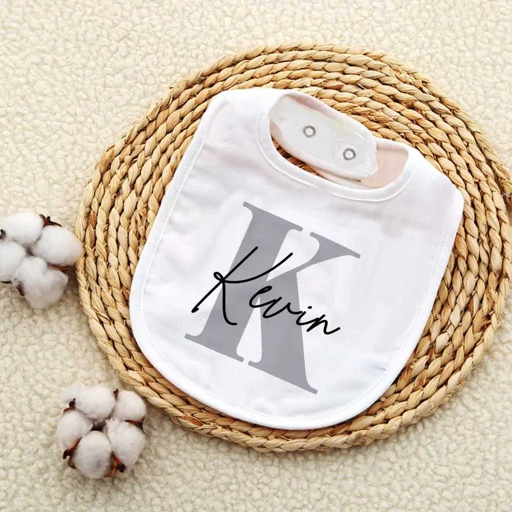 Bibs Burp Cloths Personalised Baby Bib Bibs Custom Initial with Name Boys Cotton Infant Saliva Towel Letter Print Bib Baptism Baby Shower GiftsL4812