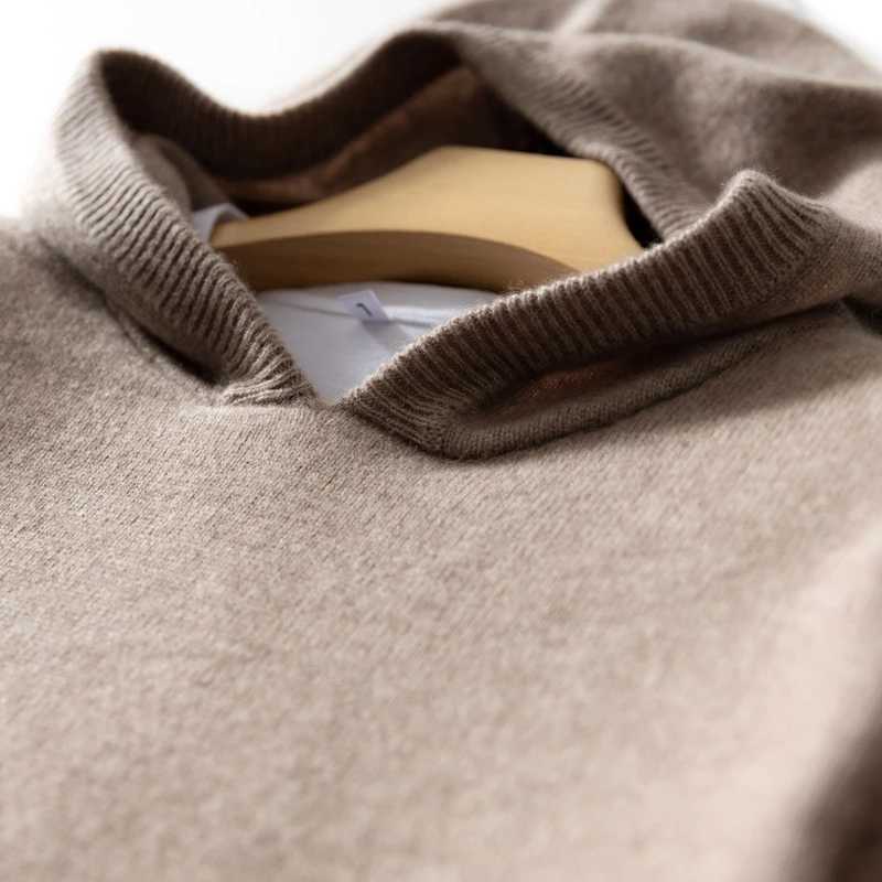 Mens long sleeved cashmere knitted zipper with hat thick warm sweater mens skydiving top of the line winter newW240729