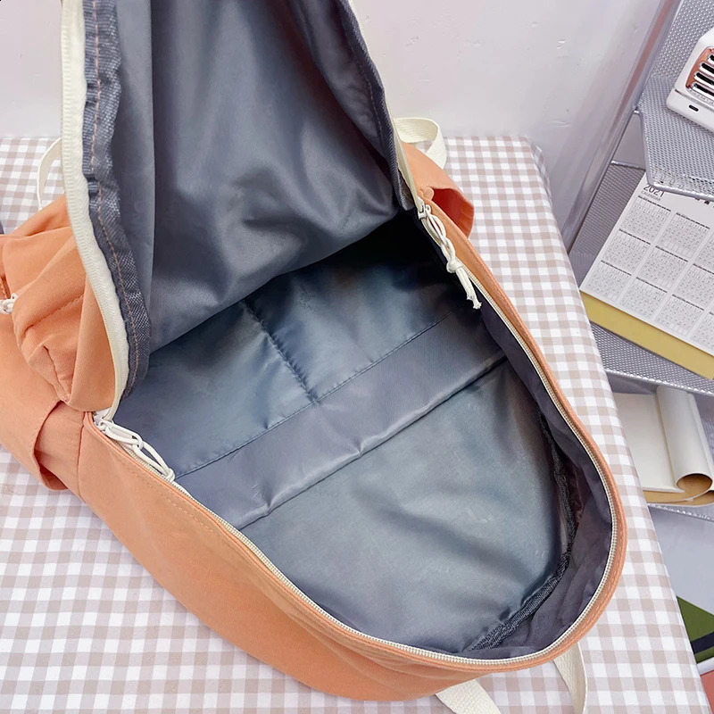 Fashion Women Backpack Female Big Small Travel Backpack Nylon Waterproof School Bag For Teenage Casual Shoulder Bag 240813