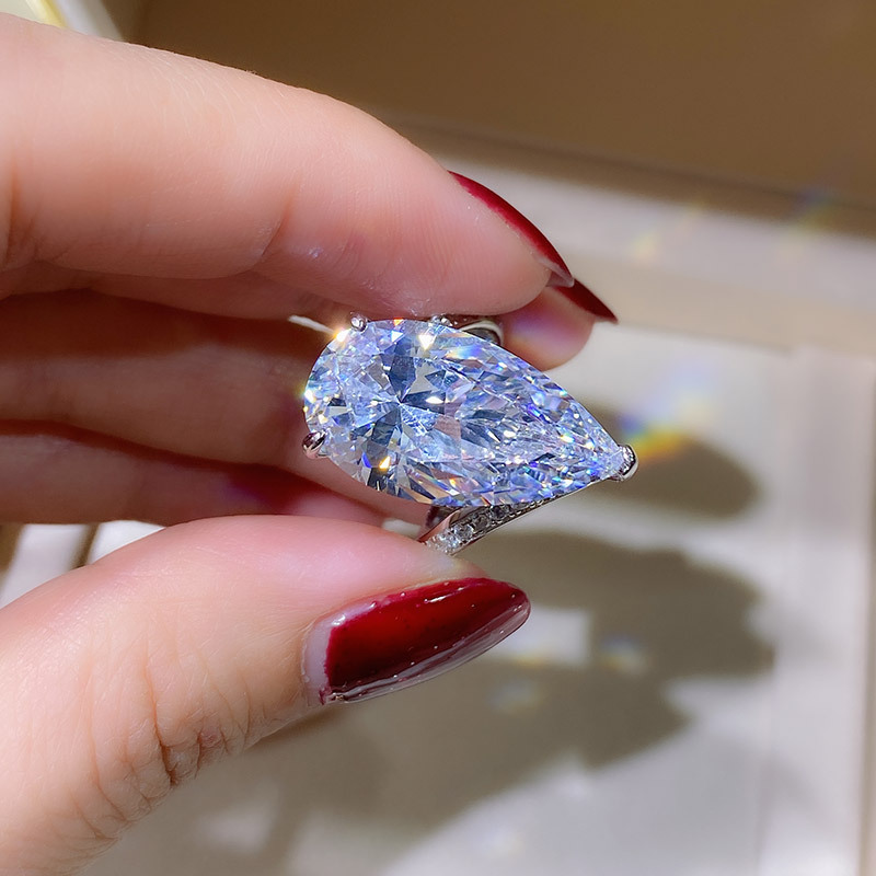 Exquisite Sterg Sier Ladies' Wedding Rings: Water Drop Lab Moissanite Dia Party Eternity Band