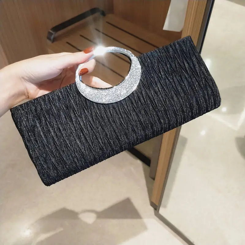 Crystal Handle Evening Dress Bag Wedding Party Storage Bag pleated Evening bag Womens one-shoulder clutch bag 240813